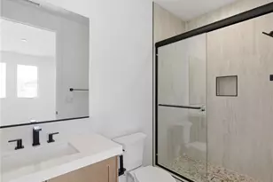 22849 W Seaqua Circle, Chatsworth, CA 91311 - Photo 40