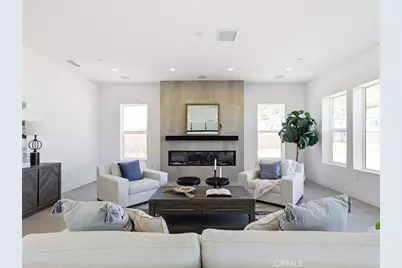 22849 W Seaqua Circle, Chatsworth, CA 91311 - Photo 18