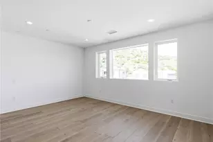 22849 W Seaqua Circle, Chatsworth, CA 91311 - Photo 36