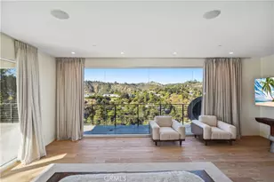 9716 Oak Pass, Beverly Hills, CA 90210 - Photo 22