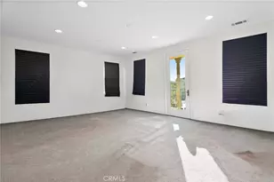 27606 Skylark Ln, Saugus, CA 91350 - Photo 26