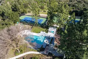 24224 Creekside Dr, Newhall, CA 91321 - Photo 60