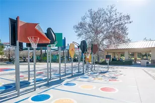 28540 Pietro Dr, Valencia, CA 91354 - Photo 36