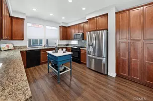 28540 Pietro Dr, Valencia, CA 91354 - Photo 14