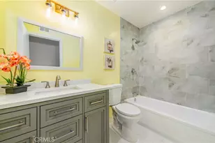 20010 Eccles St, Winnetka, CA 91306 - Photo 14