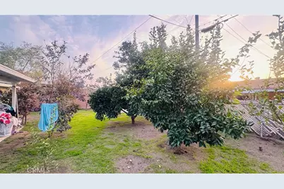 5833 Leo, Bakersfield, CA 93307 - Photo 20