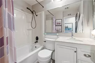 25547 Via Impreso, Valencia, CA 91355 - Photo 38