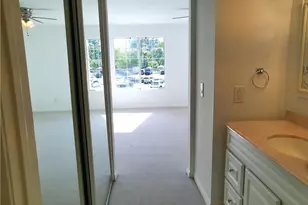 21500 Burbank, Woodland Hills, CA 91367 - Photo 28