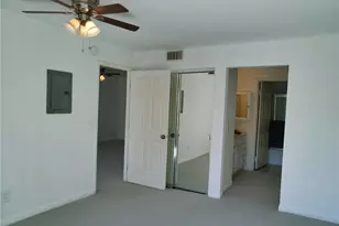 21500 Burbank, Woodland Hills, CA 91367 - Photo 14