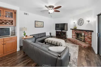 27641 Sutters Pointe, Saugus, CA 91350 - Photo 16