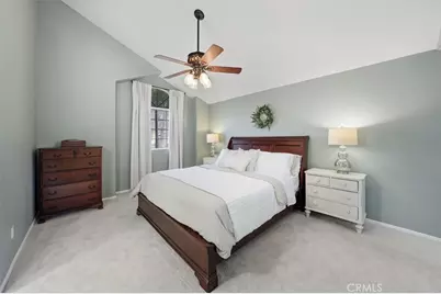 27641 Sutters Pointe, Saugus, CA 91350 - Photo 32