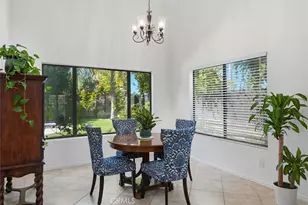 27641 Sutters Pointe, Saugus, CA 91350 - Photo 12