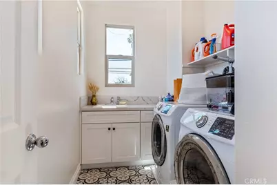 17065 Cantlay, Lake Balboa, CA 91406 - Photo 36