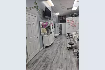 11840 Foothill, Sylmar, CA 91342 - Photo 6