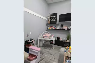 11840 Foothill, Sylmar, CA 91342 - Photo 10