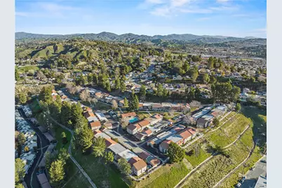 26914 Via Terraza, Saugus, CA 91350 - Photo 4