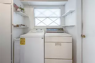 15550 Otsego St, Encino, CA 91436 - Photo 32