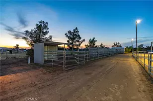 2755 W Ave, Palmdale, CA 93551 - Photo 72