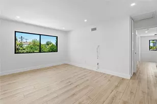 19701 Blythe St, Winnetka, CA 91306 - Photo 16