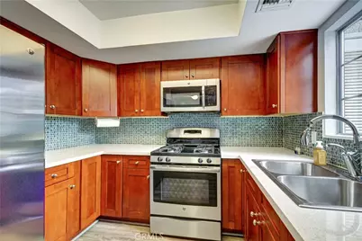 20155 Keswick #209, Winnetka, CA 91306 - Photo 12