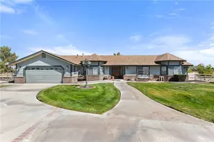 8727 W Ave E12, Lancaster, CA 93536 - Photo 4