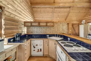 15916 Zurich Way, Pine Mountain Club, CA 93222 - Photo 12