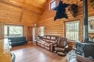 15916 Zurich Way, Pine Mountain Club, CA 93222 - Photo 10