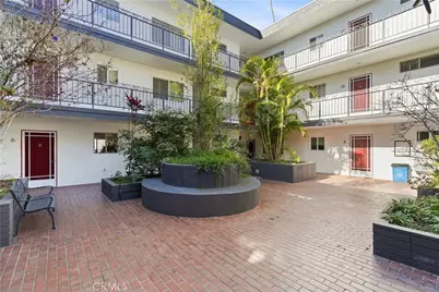 4614 Finley #6, Los Angeles, CA 90027 - Photo 4