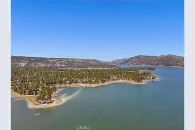 329 E Sherwood Boulevard, Big Bear City, CA 92314 - Photo 22