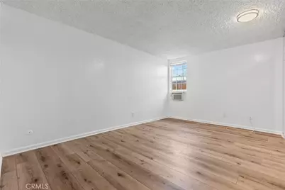 8649 Sunland Boulevard #5, Los Angeles, CA 91352 - Photo 16