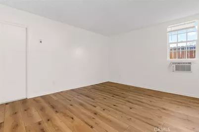 8649 Sunland Boulevard #5, Los Angeles, CA 91352 - Photo 36