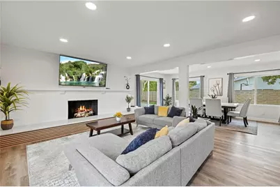 10228 Amestoy, Northridge, CA 91325 - Photo 8
