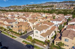 20109 Pienza, Porter Ranch, CA 91326 - Photo 34