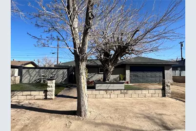 45430 Andale Avenue, Lancaster, CA 93535 - Photo 1