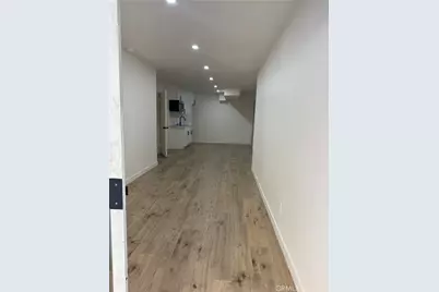 8800 Burnet Avenue #15, North Hills, CA 91343 - Photo 16