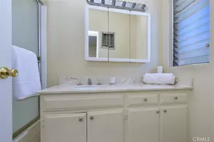 5447 Zelzah, Encino, CA 91316 - Photo 24