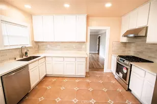 225 Barry, Ventura, CA 93001 - Photo 2