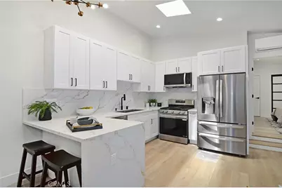 22284 Avenue San Luis, Woodland Hills, CA 91364 - Photo 44