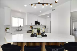 22284 Avenue San Luis, Woodland Hills, CA 91364 - Photo 16