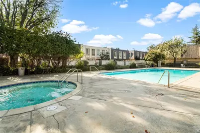 15047 Chatsworth, Mission Hills (San Fernando), CA 91345 - Photo 18