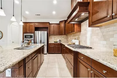 15930 Mandalay Road, Canyon Country, CA 91387 - Photo 18