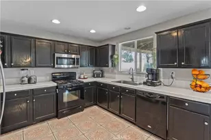 45728 Barham, Lancaster, CA 93534 - Photo 4