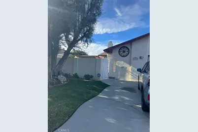 23509 Via Chantilly, Valencia, CA 91355 - Photo 4