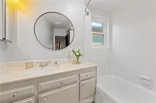 21206 Merridy St, Chatsworth, CA 91311 - Photo 32