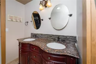 16950 Solana Ln, Canyon Country, CA 91351 - Photo 34