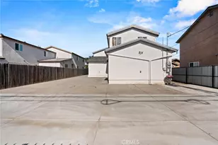 152 W 111th Pl, Los Angeles, CA 90061 - Photo 22