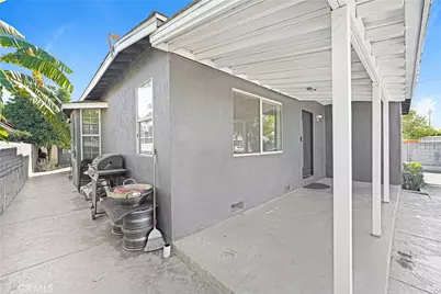 11068 Penrose Street, Los Angeles, CA 91352 - Photo 28