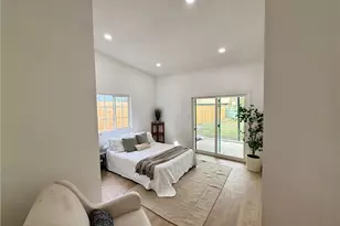 1327 W 97th St, Los Angeles, CA 90044 - Photo 36