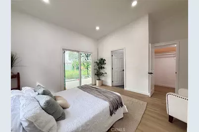 1327 W 97th Street, Los Angeles, CA 90044 - Photo 36