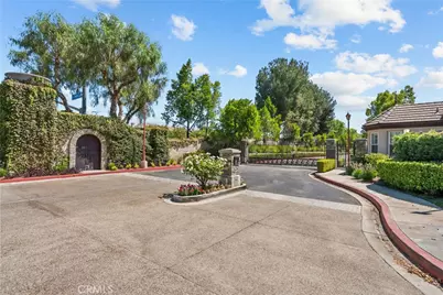24714 Avignon Drive, Valencia, CA 91355 - Photo 32